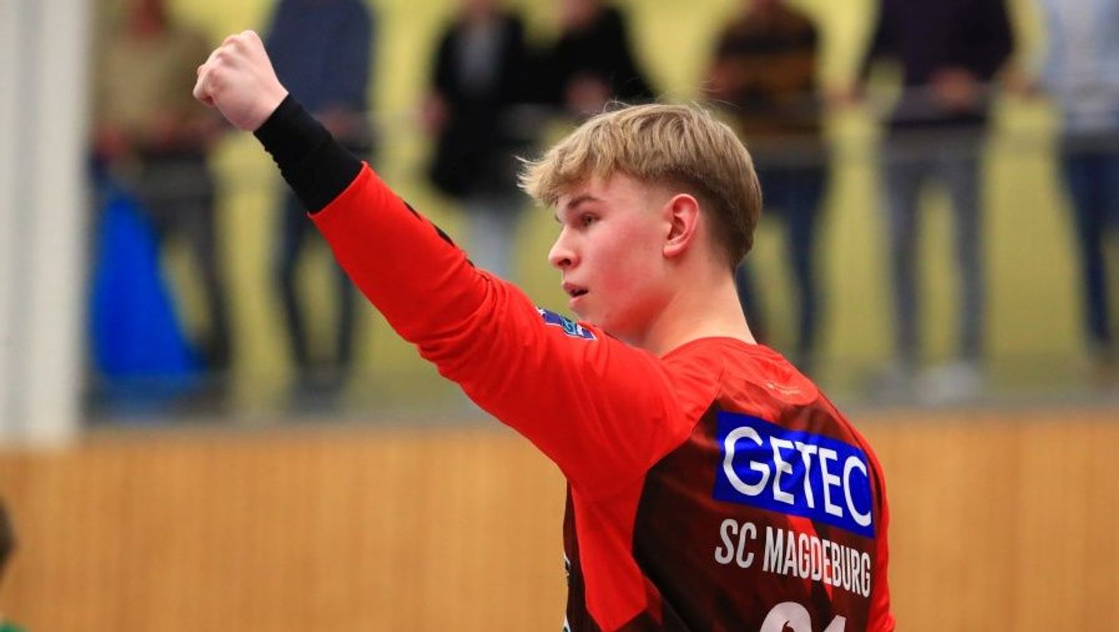 Dormagen: Mit Reisestress auf dem Weg nach Rostock