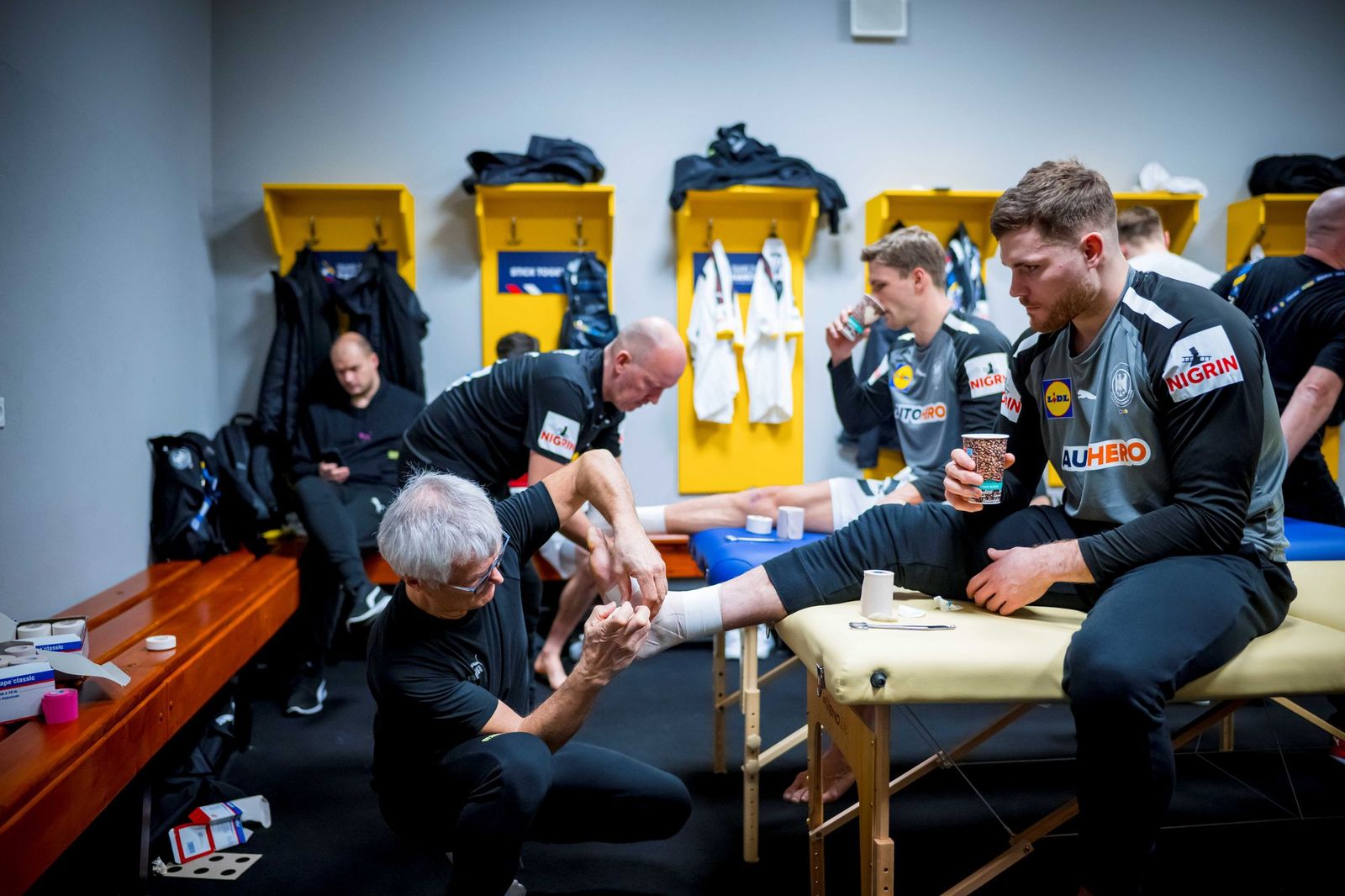 DHB: Handball trifft Sportmedizin