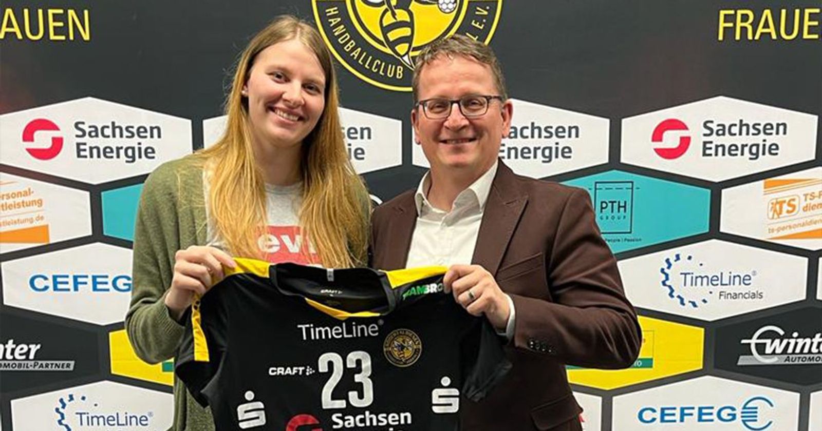 Jasmin Eckart bleibt eine Biene