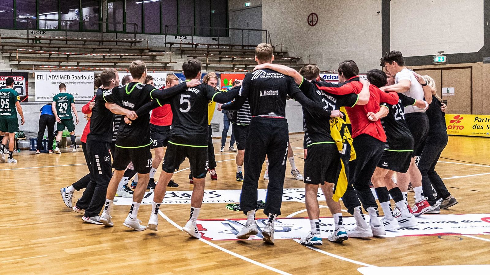 Gelnhausen feiert Gruppensieg, Rodgau steht kurz davor