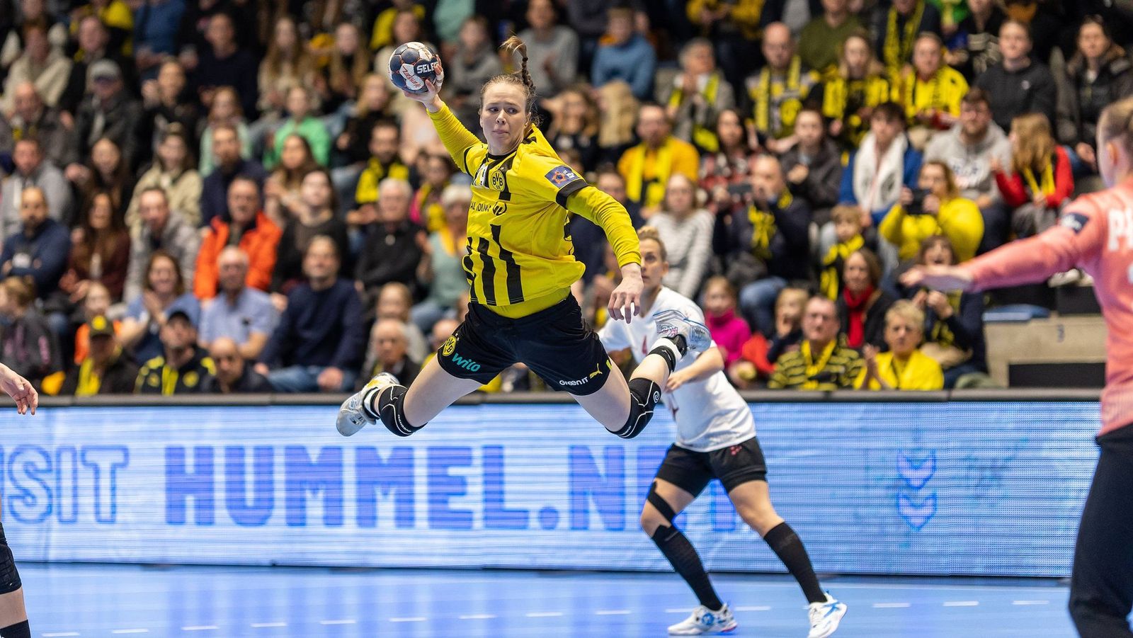 "Ausrufezeichen" im Frauen-Handball? BVB und THC hoffen auf Traum-Finale