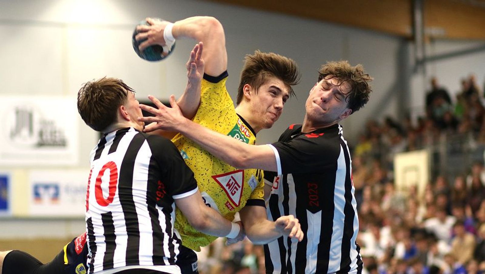 Kiel und Magdeburg legen vor