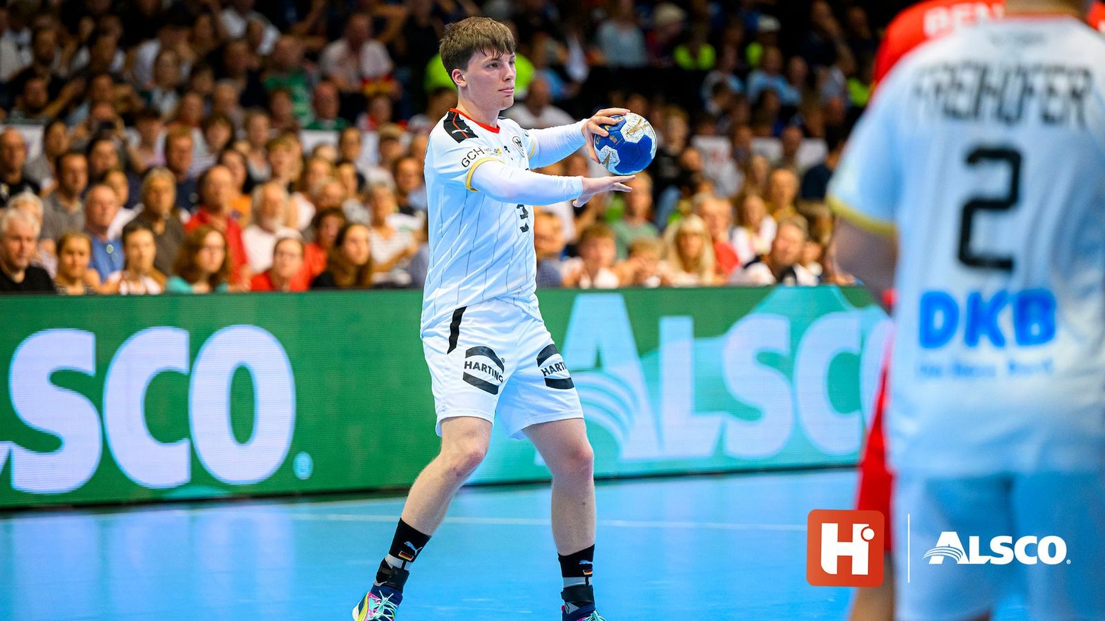 Immer FRISCH AUF die Platte. Trikots und Handtücher bekommen bei U21-WM besondere Pflege!