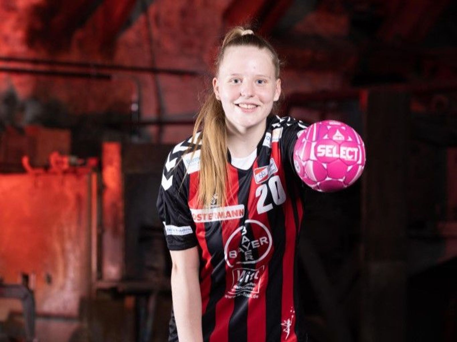 Außenduo bleibt bis 2024: Terfloth und Souza verlängern bei den Elfen