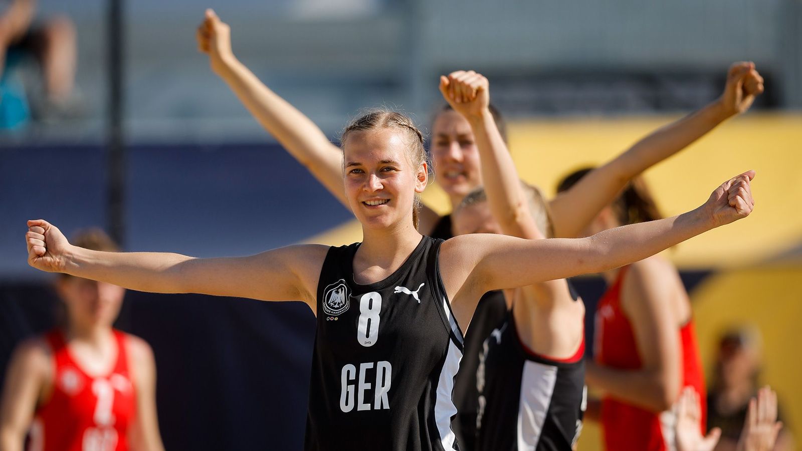 Frauen im Halbfinale, Männer scheitern knapp