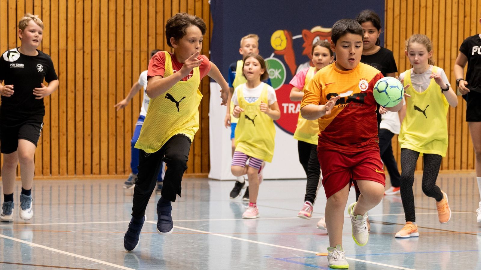 HBW Schultour - der Handballsport macht Werbung in eigener Sache