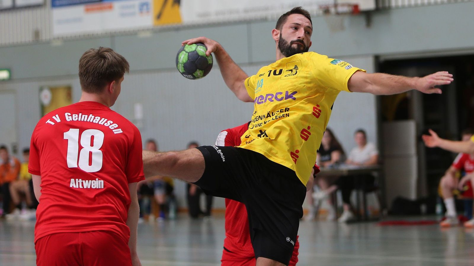 Falken fehlt die Abstimmung und Dynamik