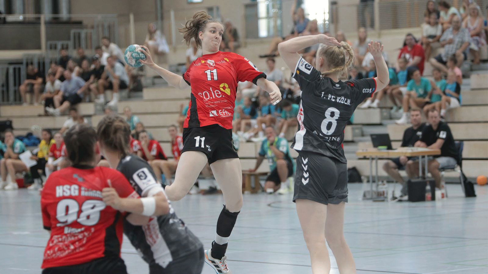 Topspiel in der Hauptstadt und Aufstiegsduelle im Süden