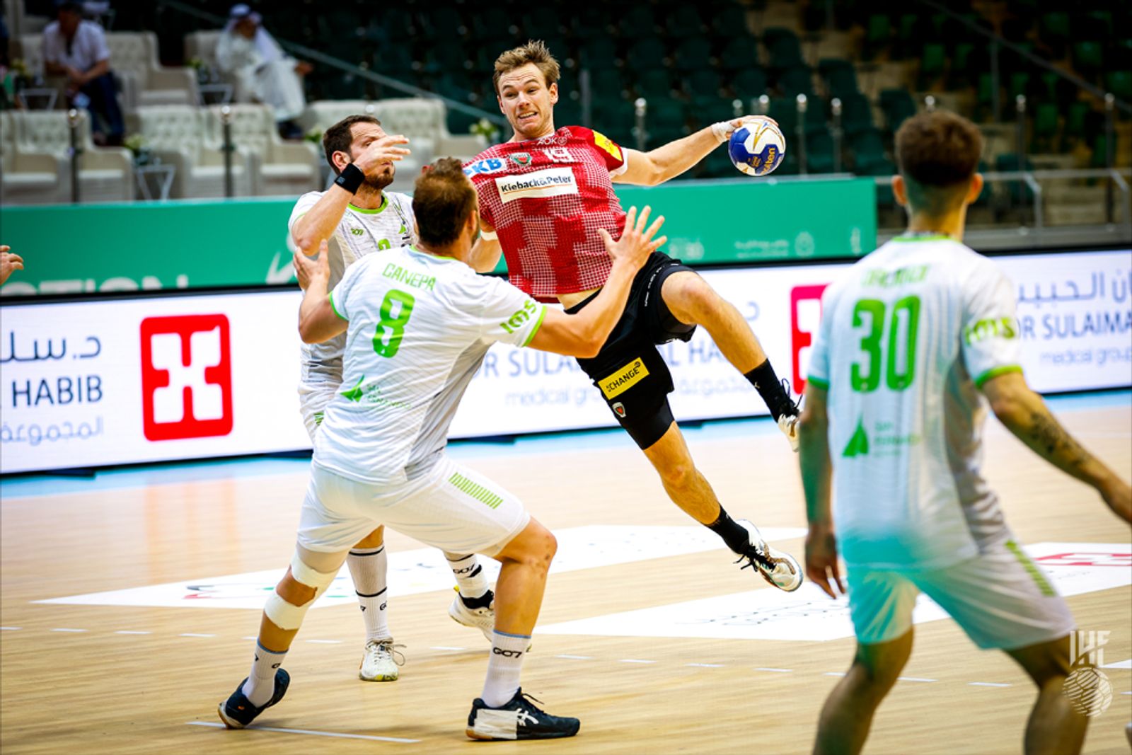 Klub-WM: Berlin und Magdeburg auf Halbfinalkurs