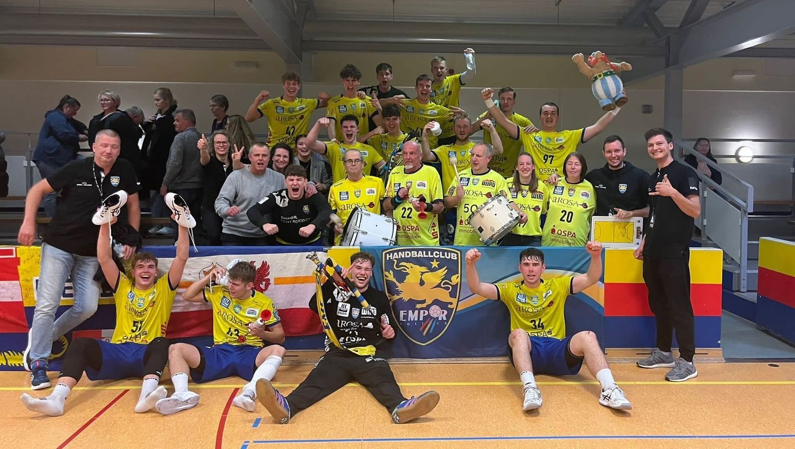 Siegreiche Rostocker machen Trainer Staat stolz