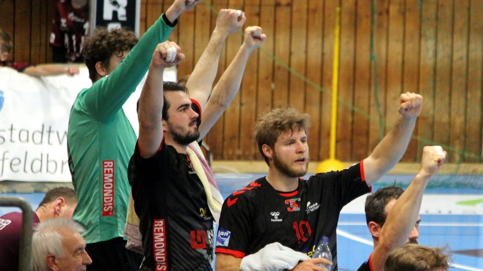 Fürstenfeldbruck fügt Pforzheim „auf der letzten Rille“ erste Heimpleite zu