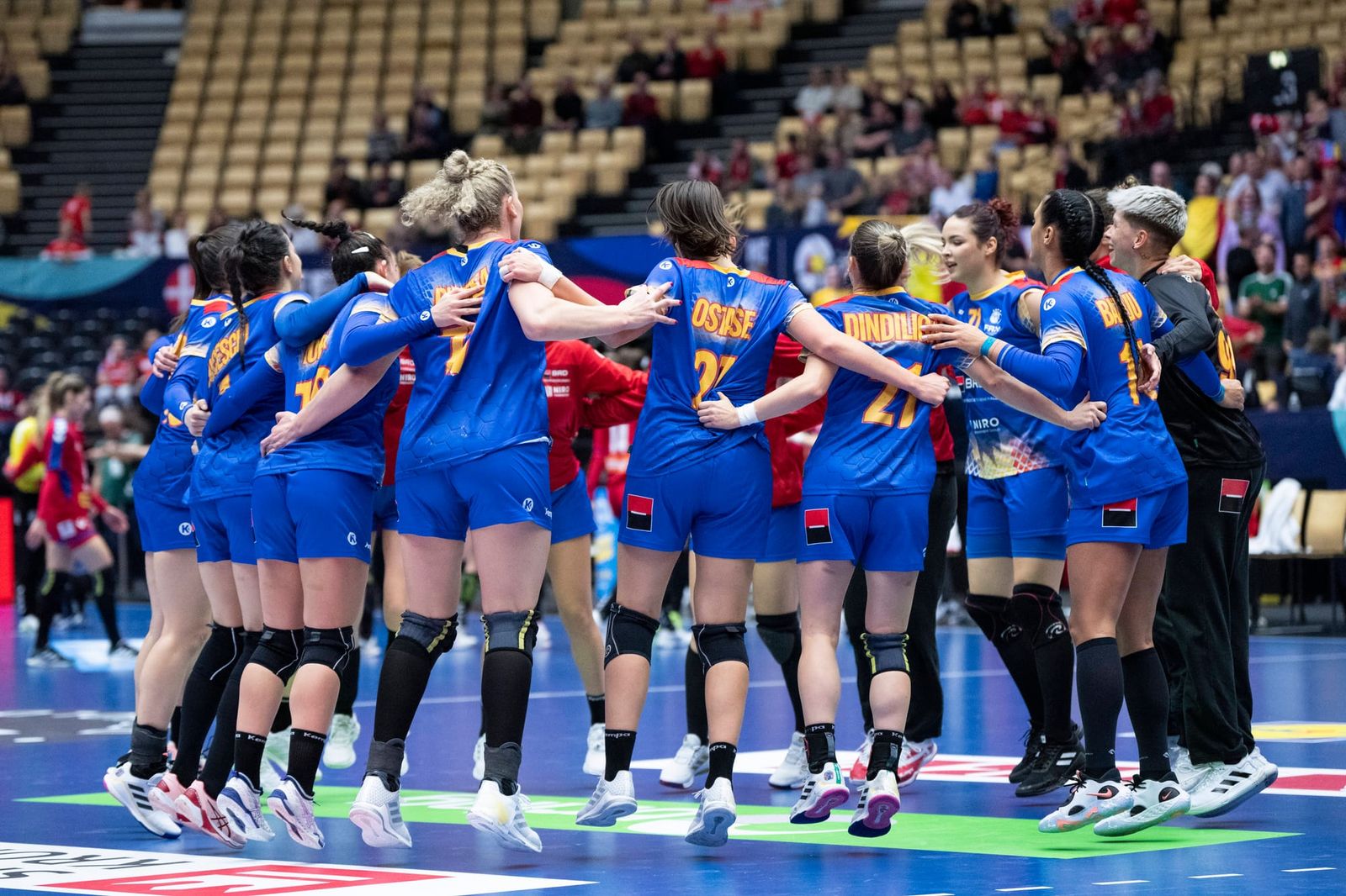 Rumänien: Fragezeichen hinter dem Superstar, Klatsche gegen Dänemark