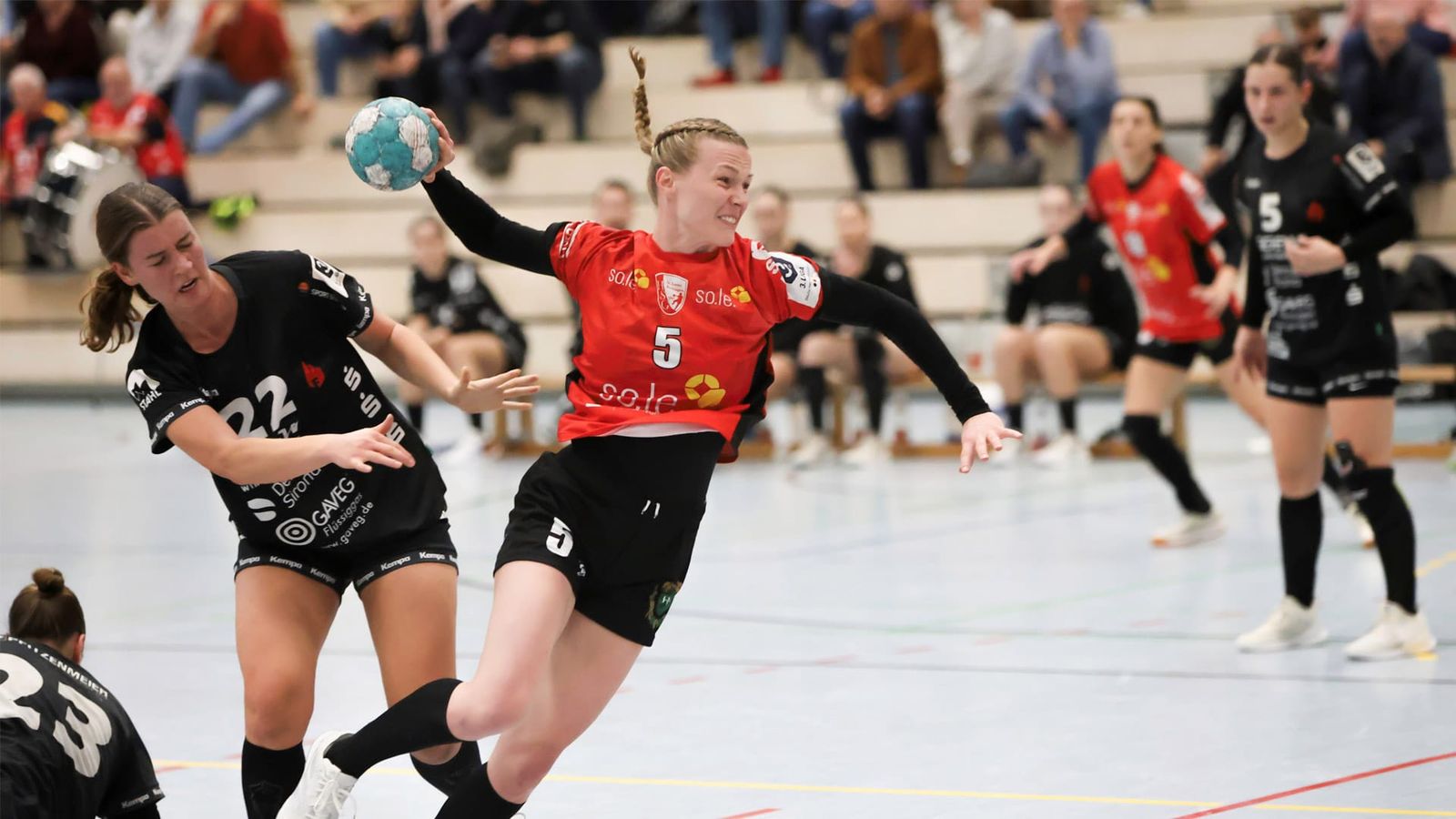 Stuttgart entthront Erlangen, LIT TRIBE überrascht Oldenburg