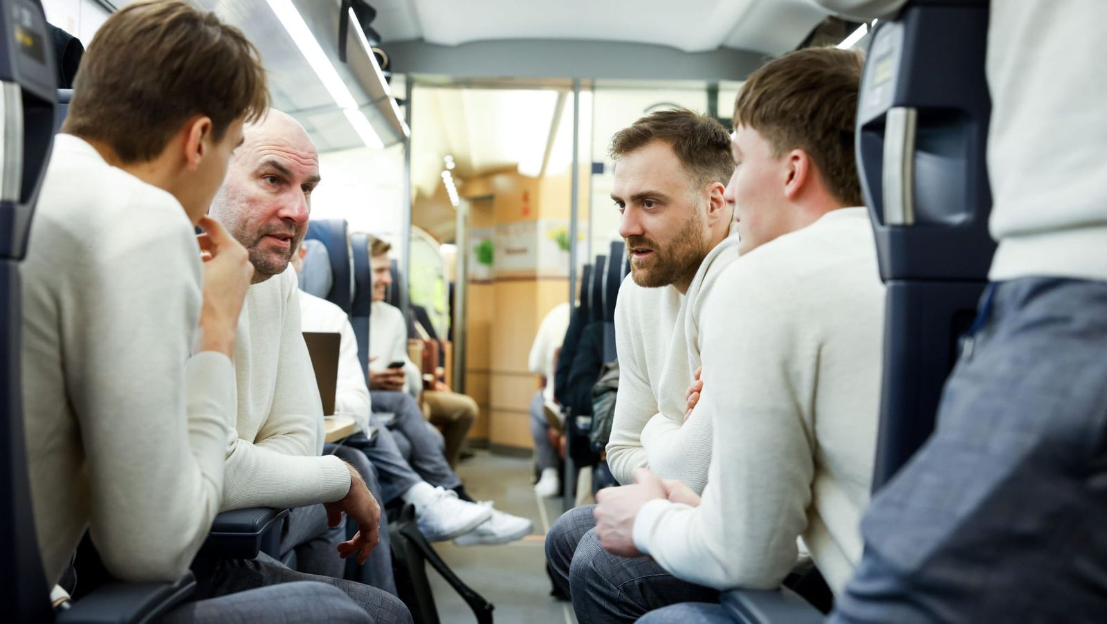 Mario Kart und Prinz Harry: Handballer relaxen nach EM-Rausch