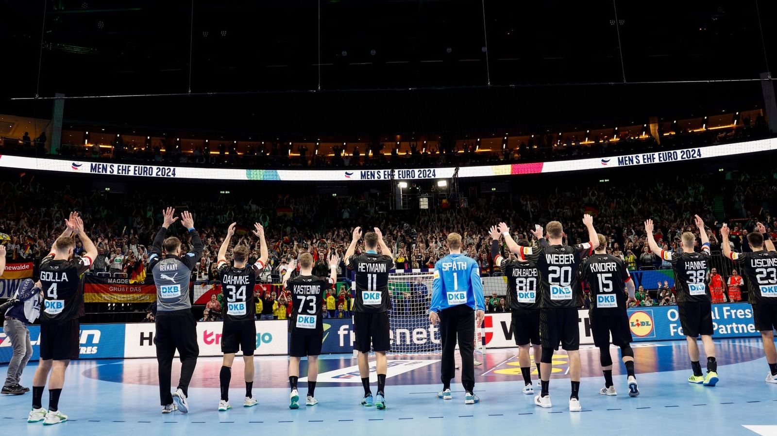 Weltrekord, Färöer-Party, Torwart-Wahnsinn - Schlaglichter der EM-Vorrunde