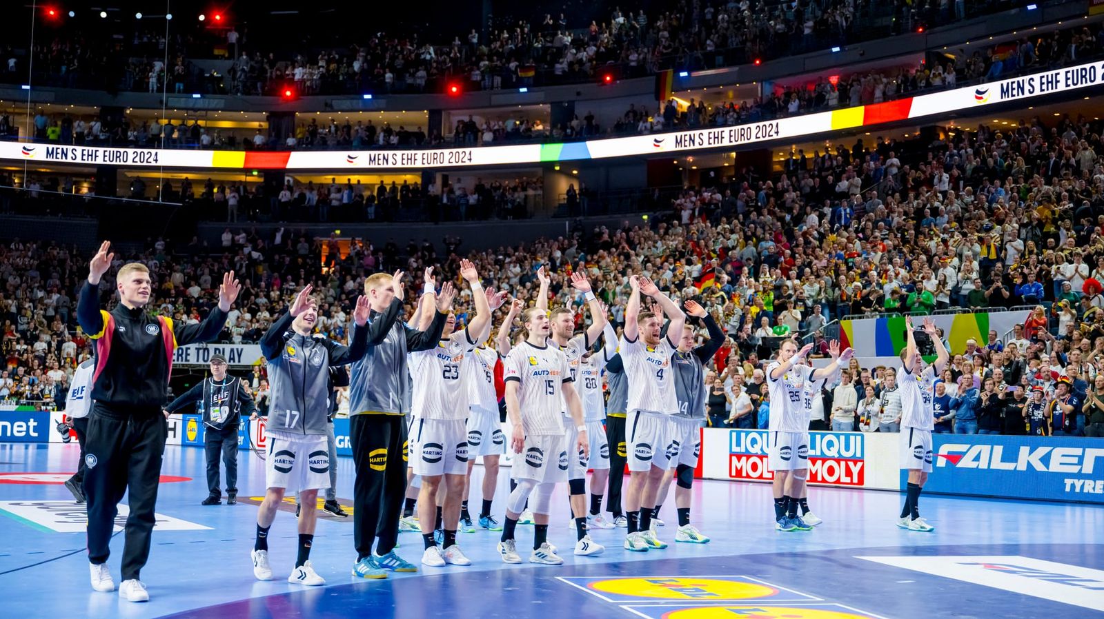 Der Adler fliegt weiter: So kommt Deutschland ins Halbfinale