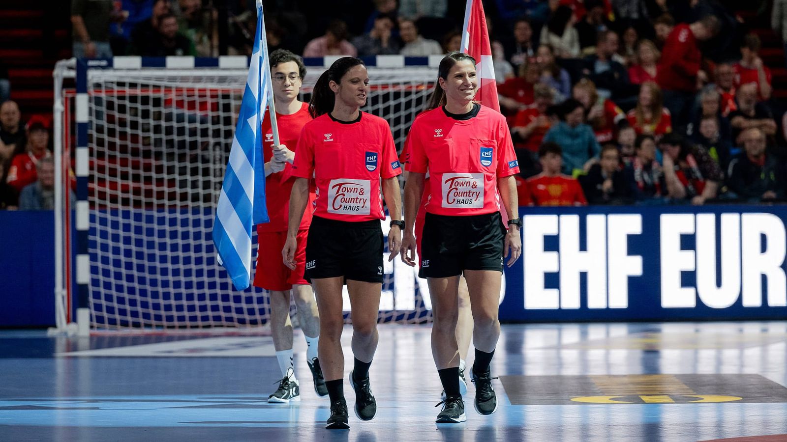 "Wahnsinn" an der Pfeife: Merz/Kuttler erleben ihr EM-Märchen