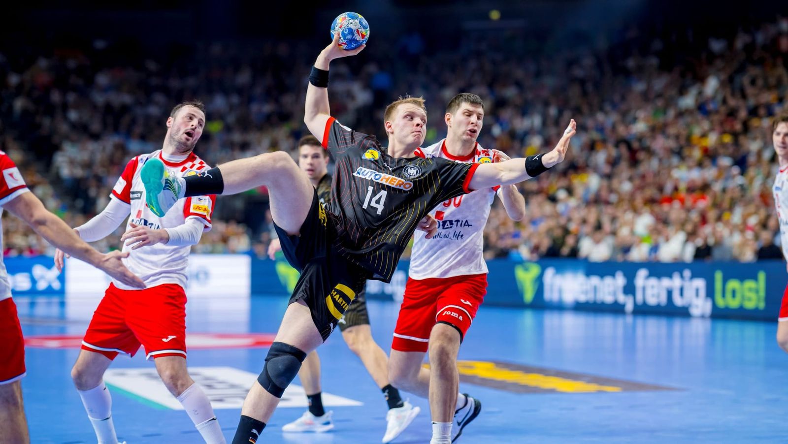 Dyn zeigt die Olympia-Qualifikation im Handball der Männer und Frauen