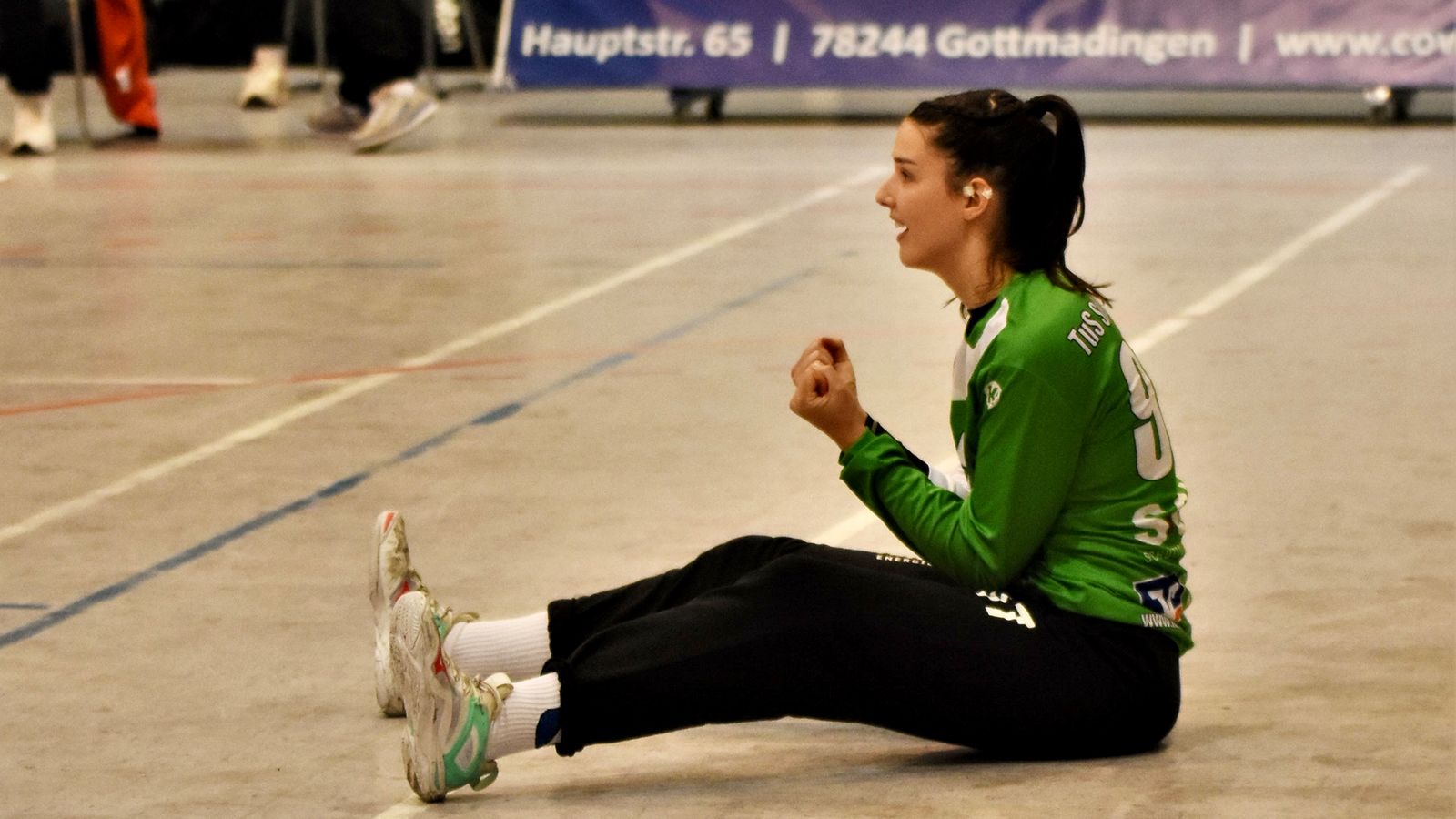 Bielefeld/Jöllenbeck und Dortmund zurück im Dreikampf um Klassenerhalt