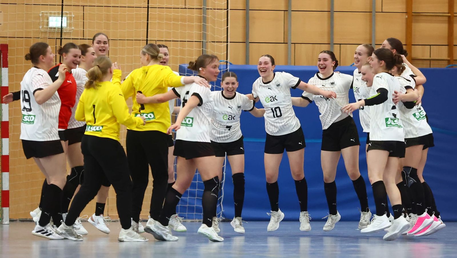 U18 schlägt den Europameister