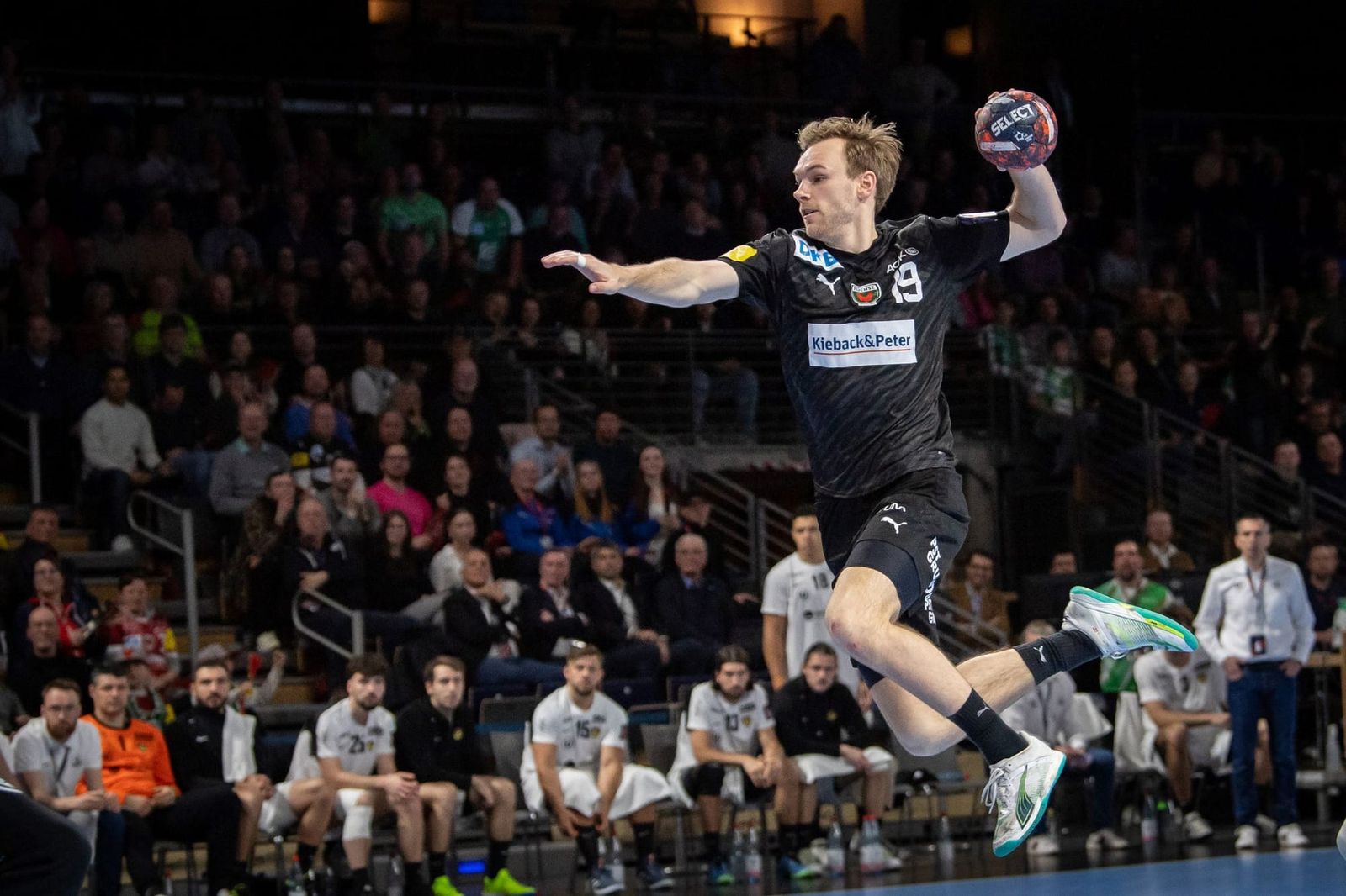 Frisch gebackener Welthandballer beim SO-Tech Cup 2024