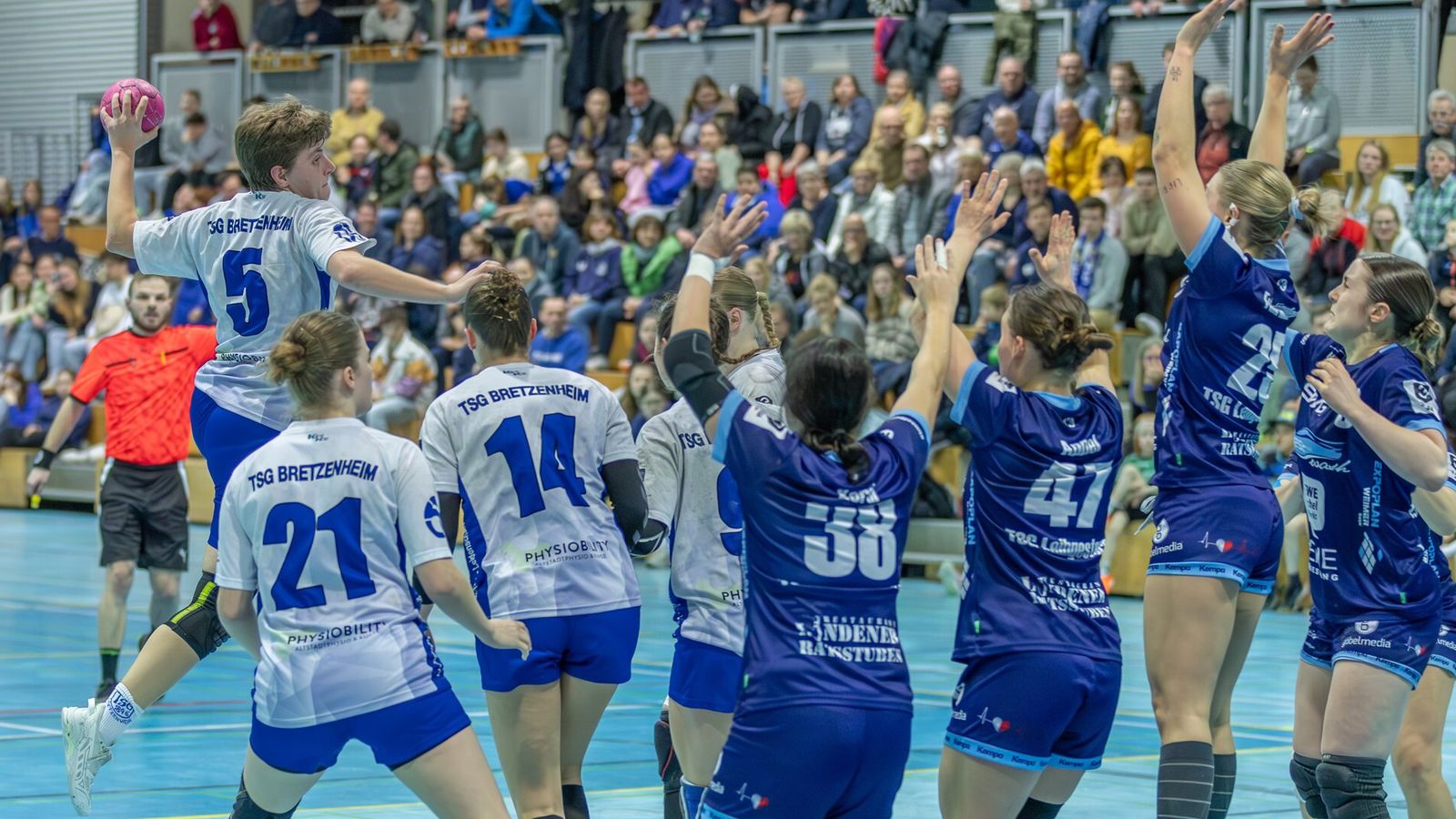 Zwei Staffelsiegerinnen und alte Bekannte im Aufeinandertreffen der Aufstiegsrunde