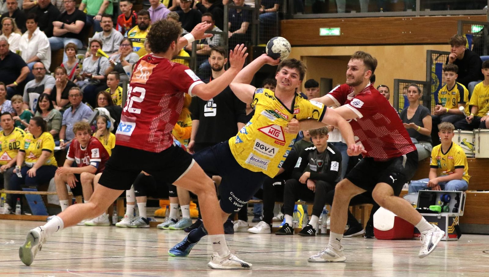 Füchse nehmen Mini-Vorsprung ins Rückspiel mit