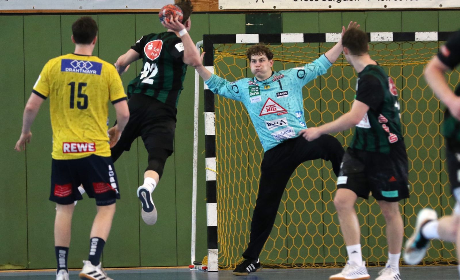 Füchse und Löwen zittern sich in DM-Endspiel