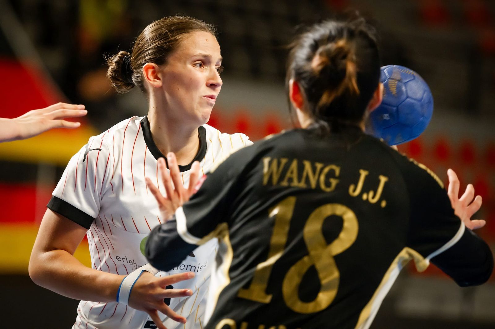 Nach Stotterstart rollt sich Deutschland frei