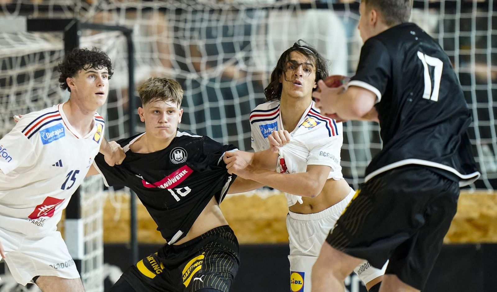 Remis nach starkem Comeback