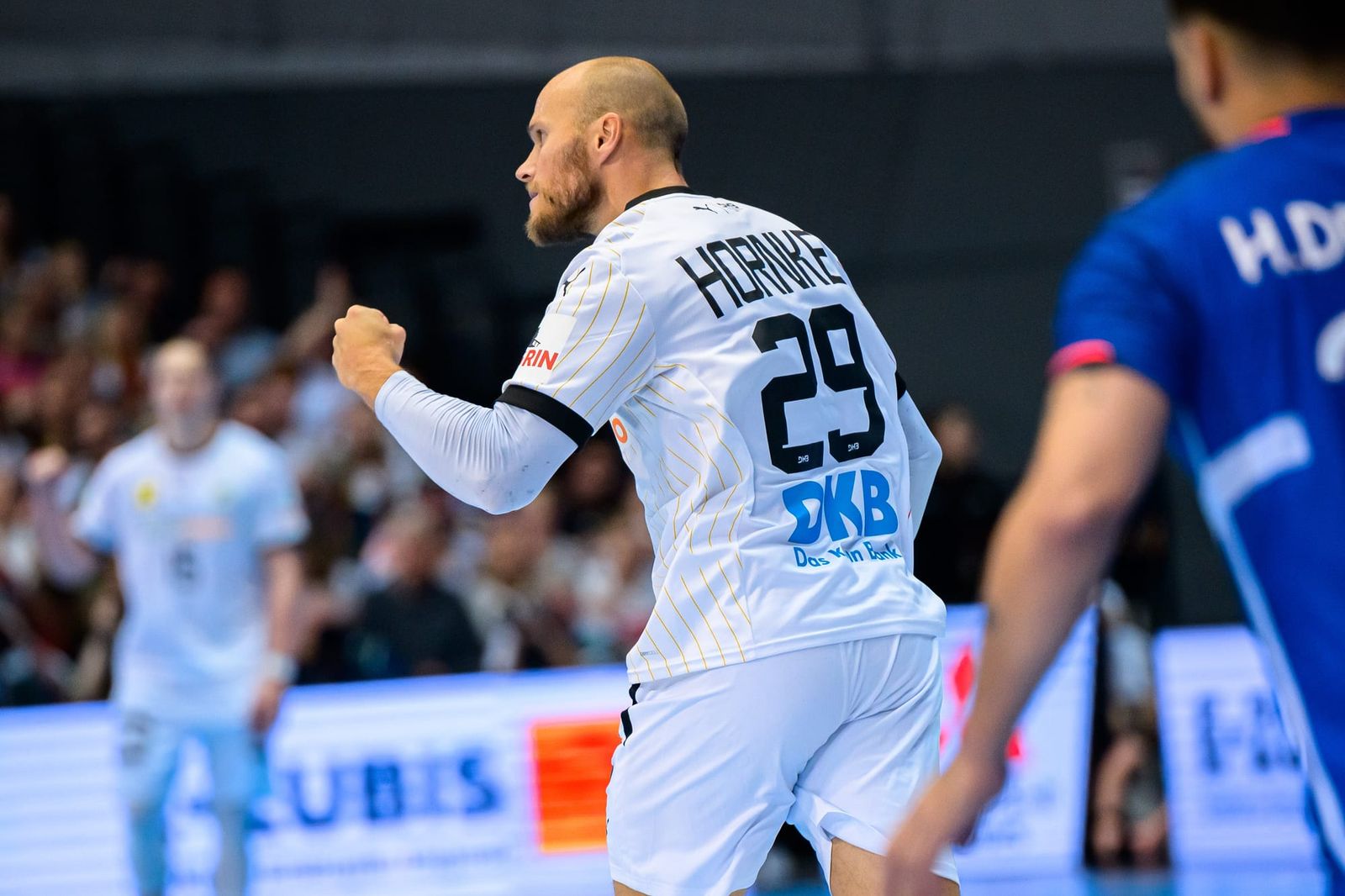 Handballer gewinnen gegen Frankreich