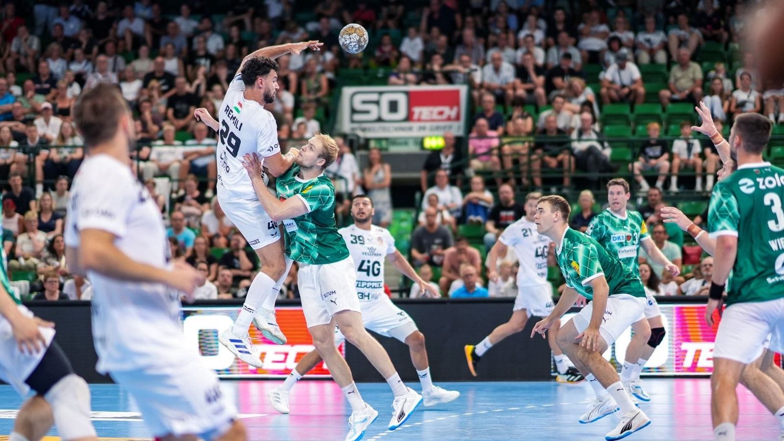 Veszprém dominiert zweites SO-TECH Cup-Halbfinale nach frühem Schlagabtausch