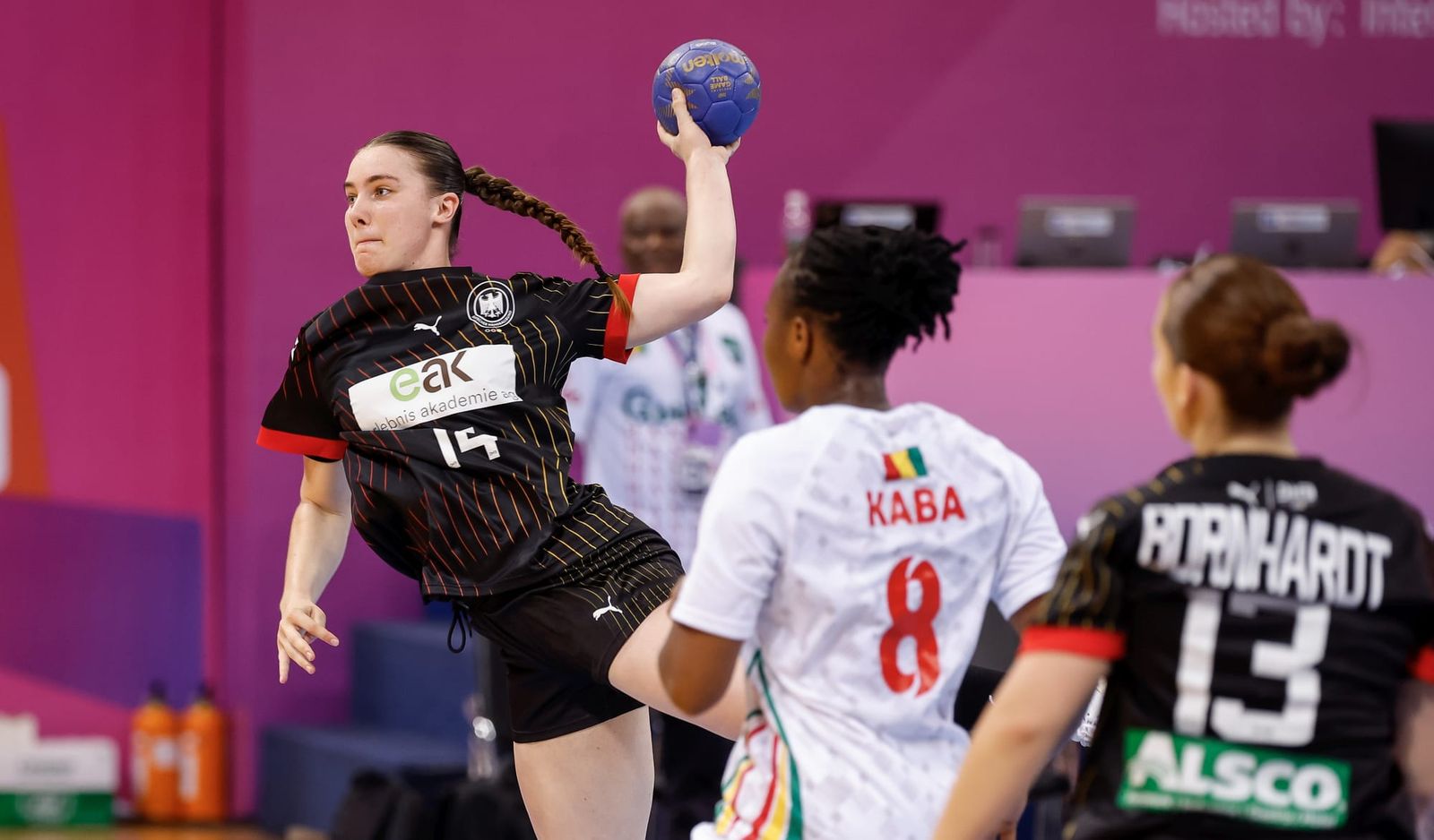 Torgala zum WM-Auftakt