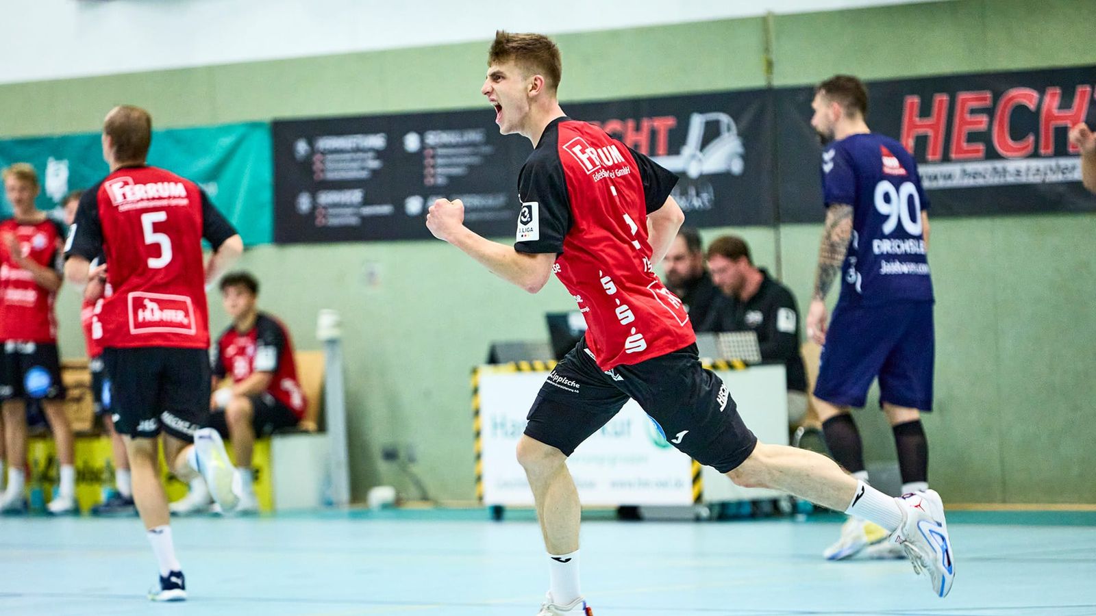 TSG Altenhagen-Heepen springt mit viertem Sieg an die Spitze