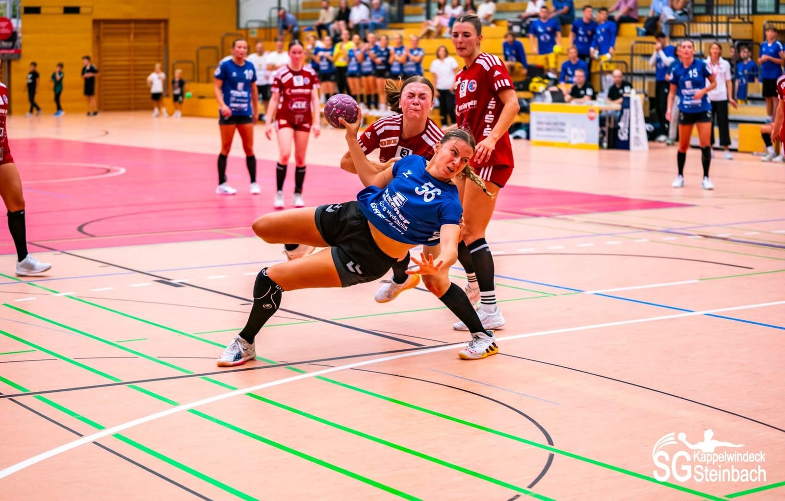 Spatzen feiern Derbysieg, Gröbenzell mit Kantersieg