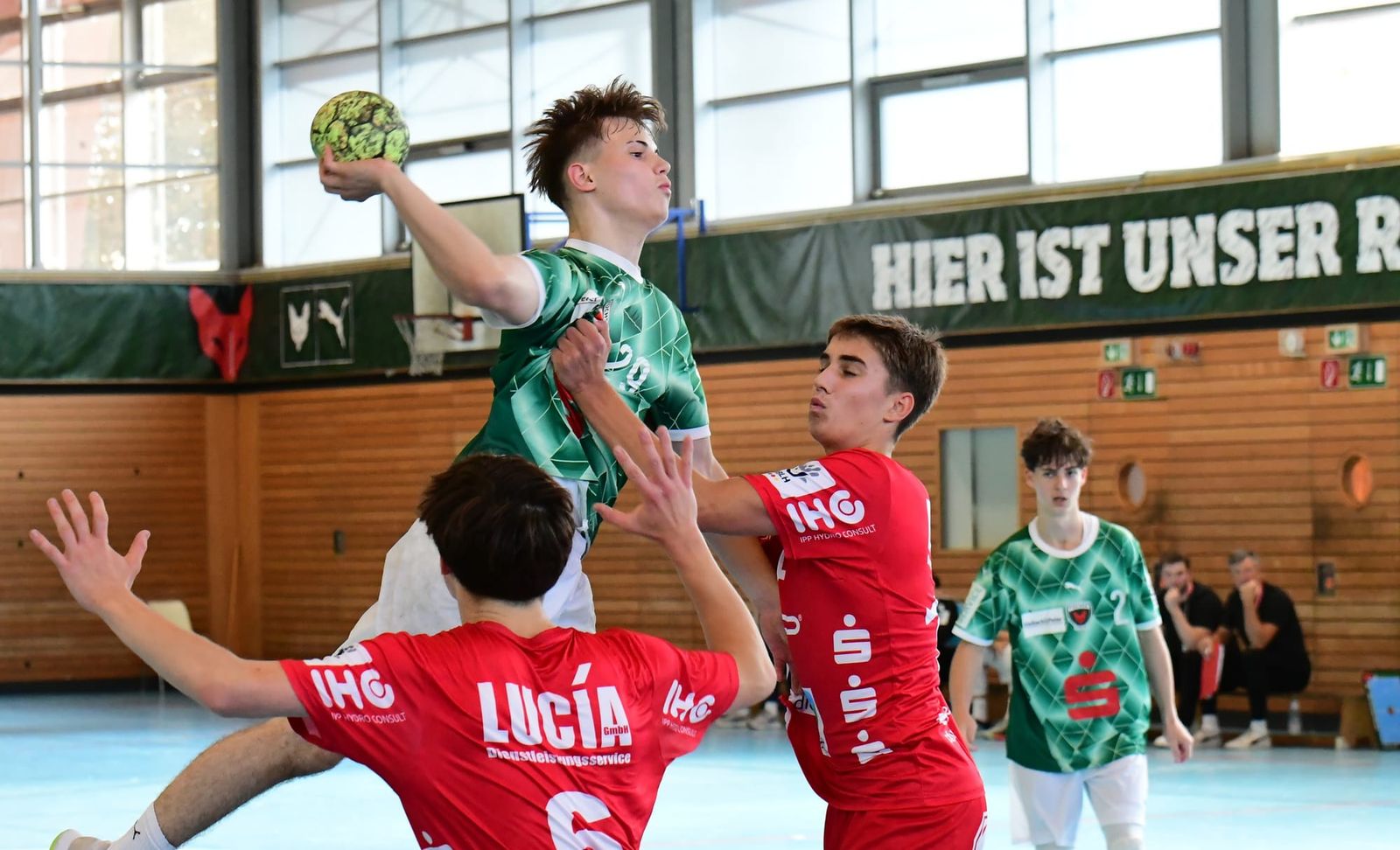 Topspiele in Burgdorf und Dutenhofen: Spitzenteams sind unter sich