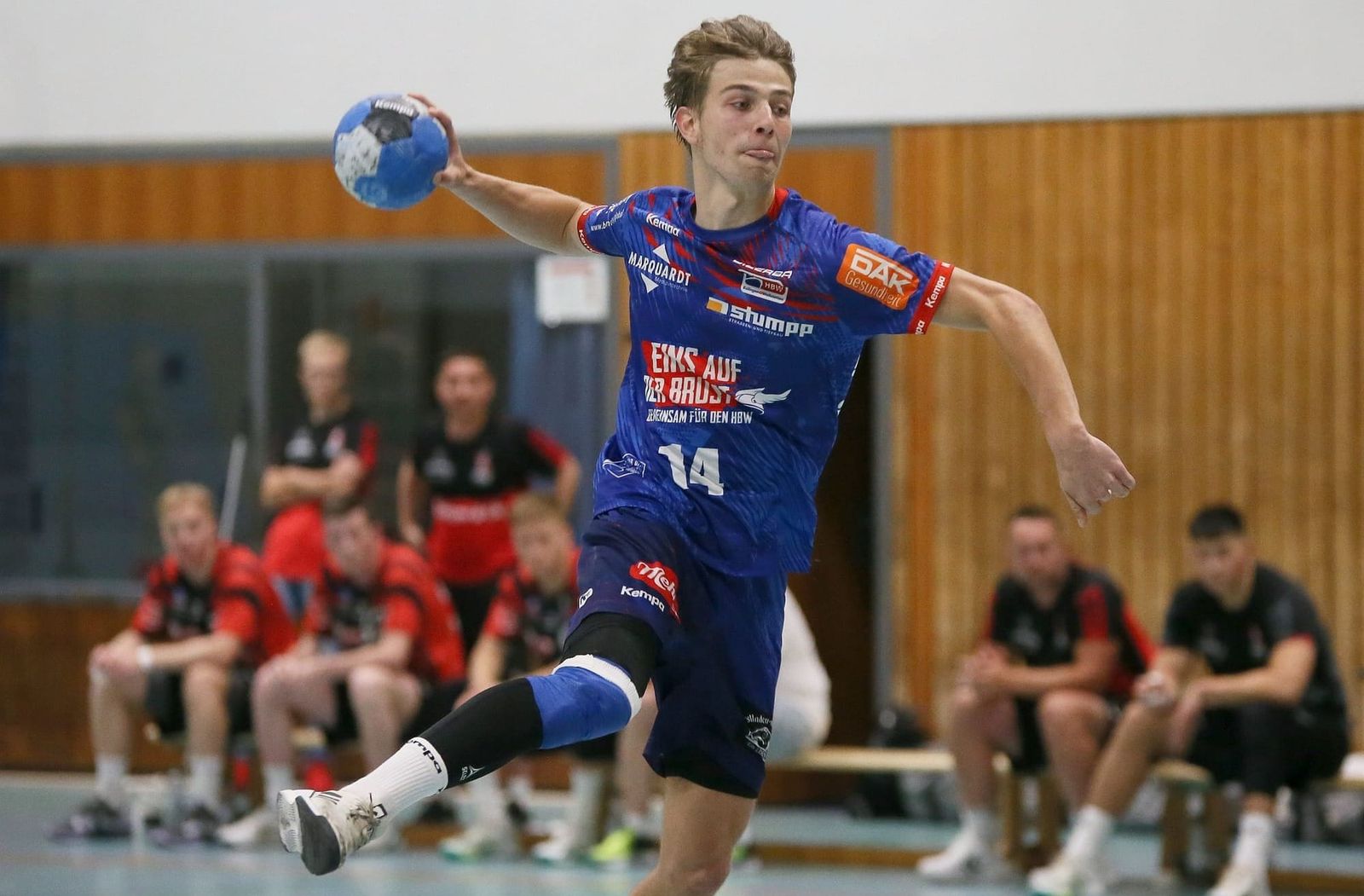 Start-Ziel-Sieg gegen Aufsteiger