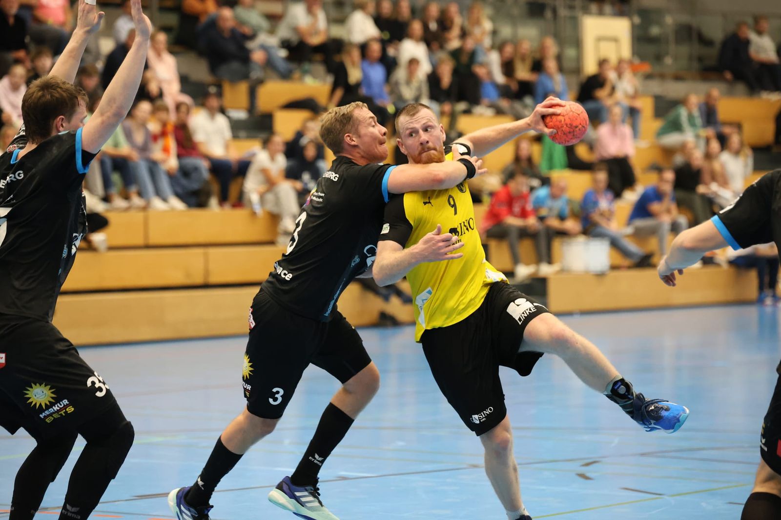 3. Liga LIVE: Duell der Ungeschlagenen - Emsdetten fordert Hildesheim heraus