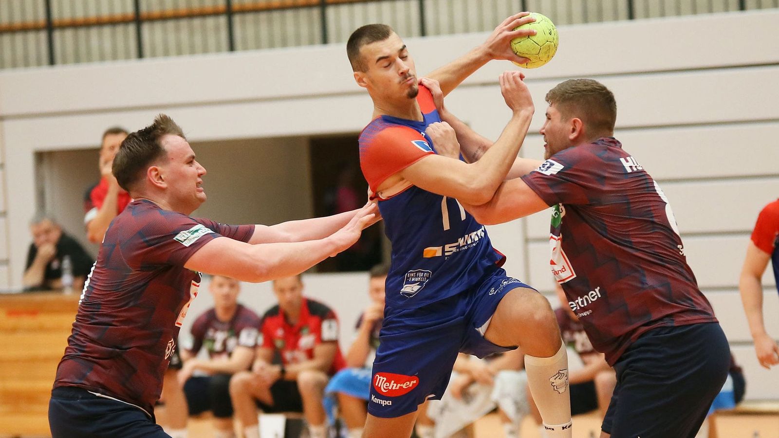 Kantersieg für HCOB, knapper Derby-Erfolg für den HBW II