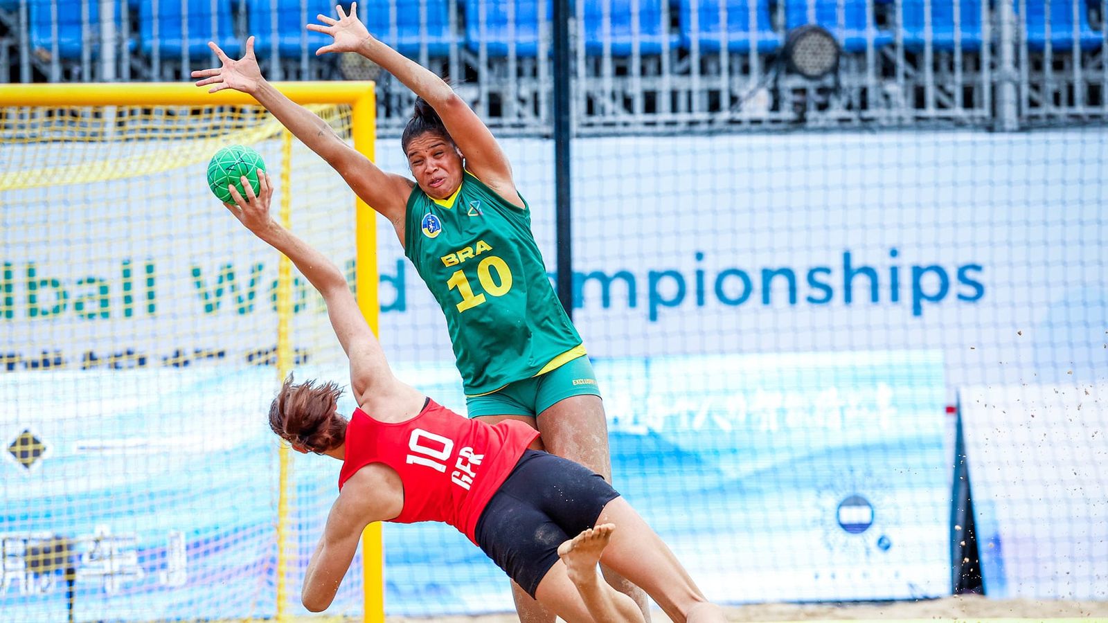 Sieg und Niederlage – Frauen kämpfen gegen Spanien ums Finale
