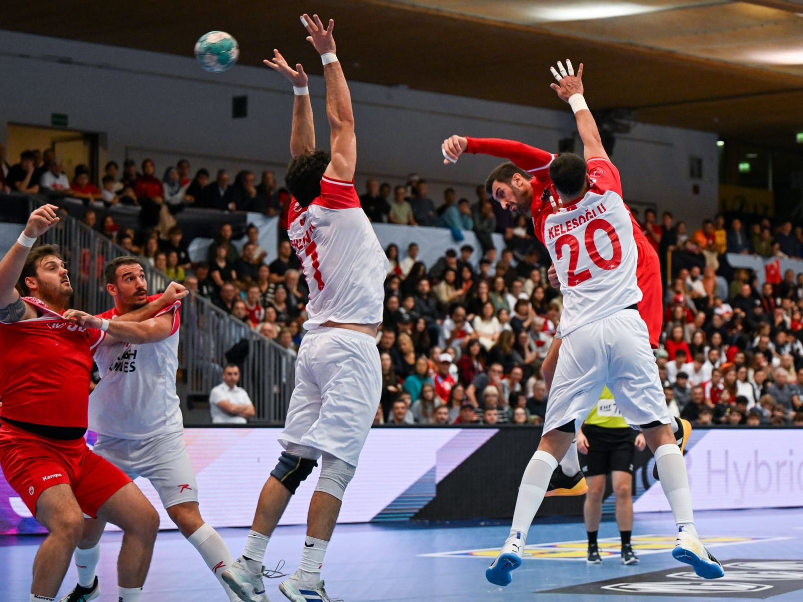 Erstes Auswärtsspiel der Geschichte in der Türkei