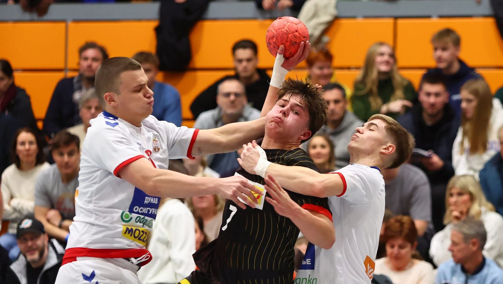 Perfekter Start für die U19 beim Merzig-Cup im Saarland