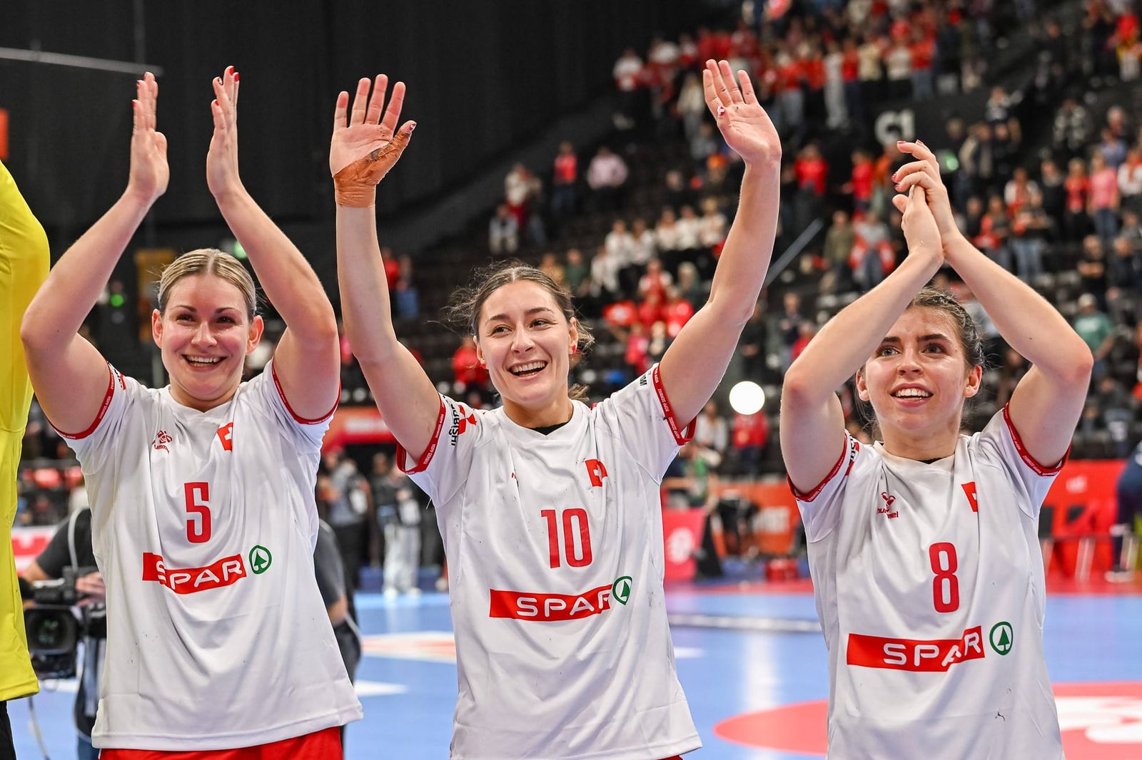 Schweiz: Erste EM-Siege, erstmals in der Hauptrunde