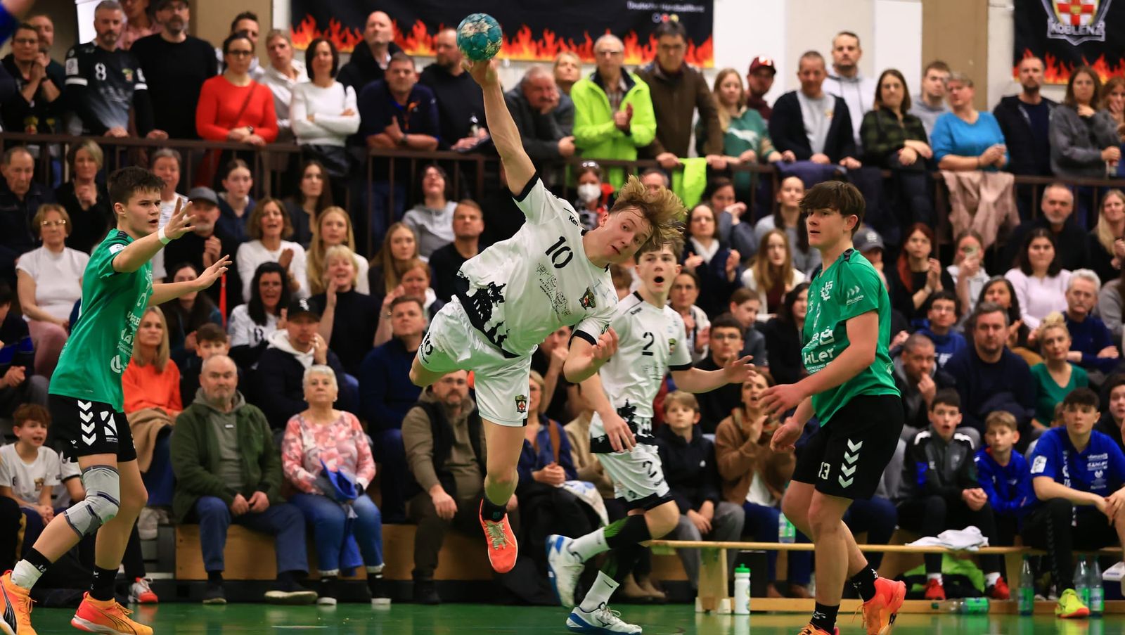 Meisterrunde geschafft: Koblenz und München jubeln