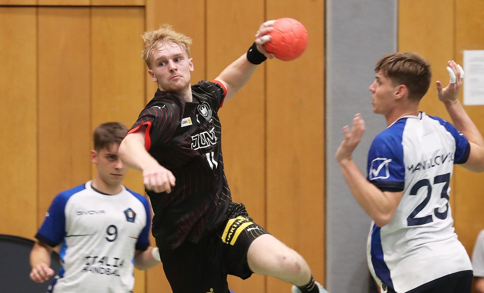 U21: Mit neuen Kräften gegen drei Hochkaräter