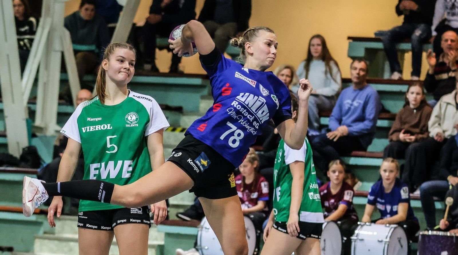 FHC bezwingt Dolphins, SVHU holt wichtige Punkte