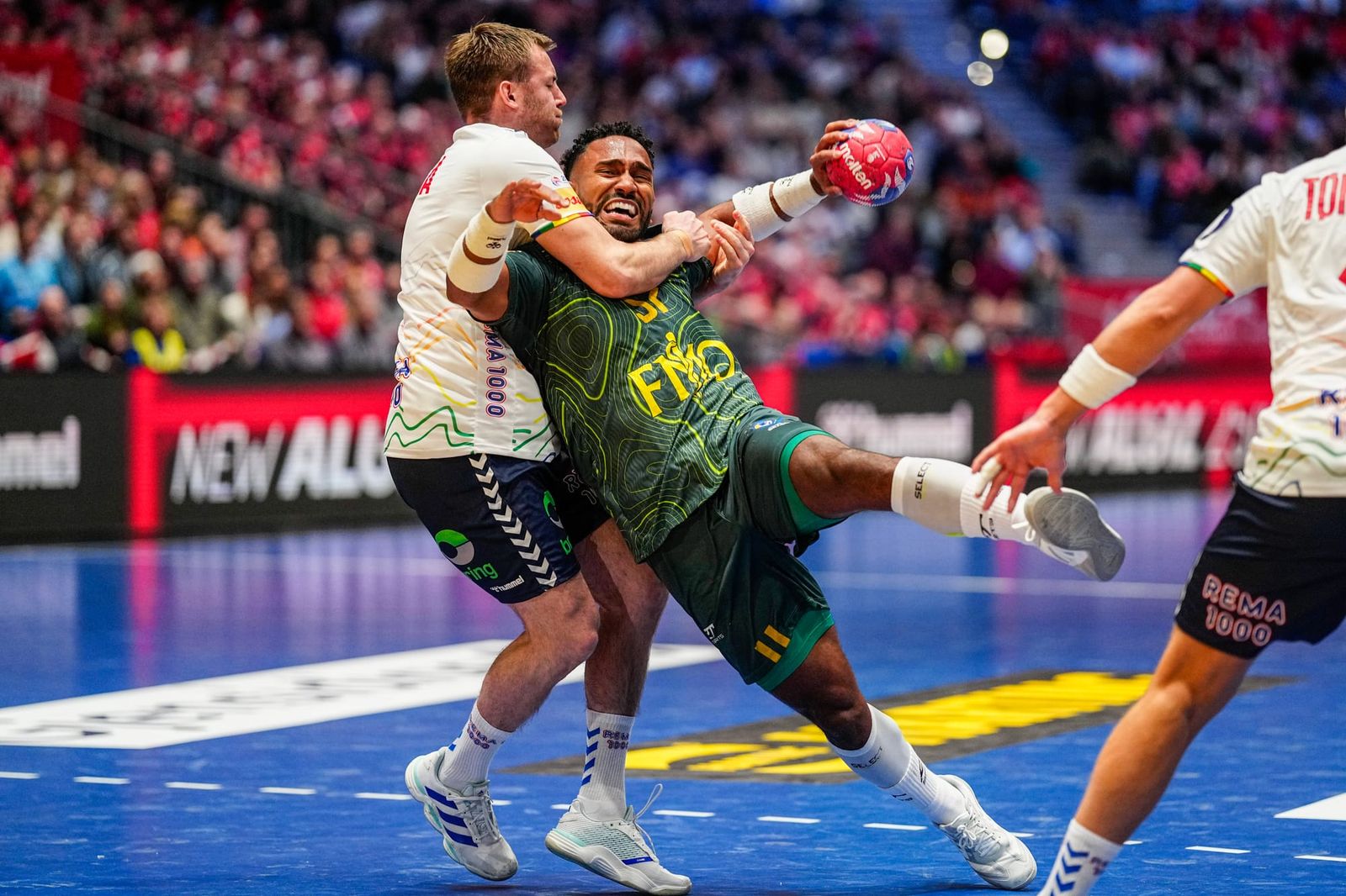 Kroatien souverän - Brasilien überrascht Norwegen