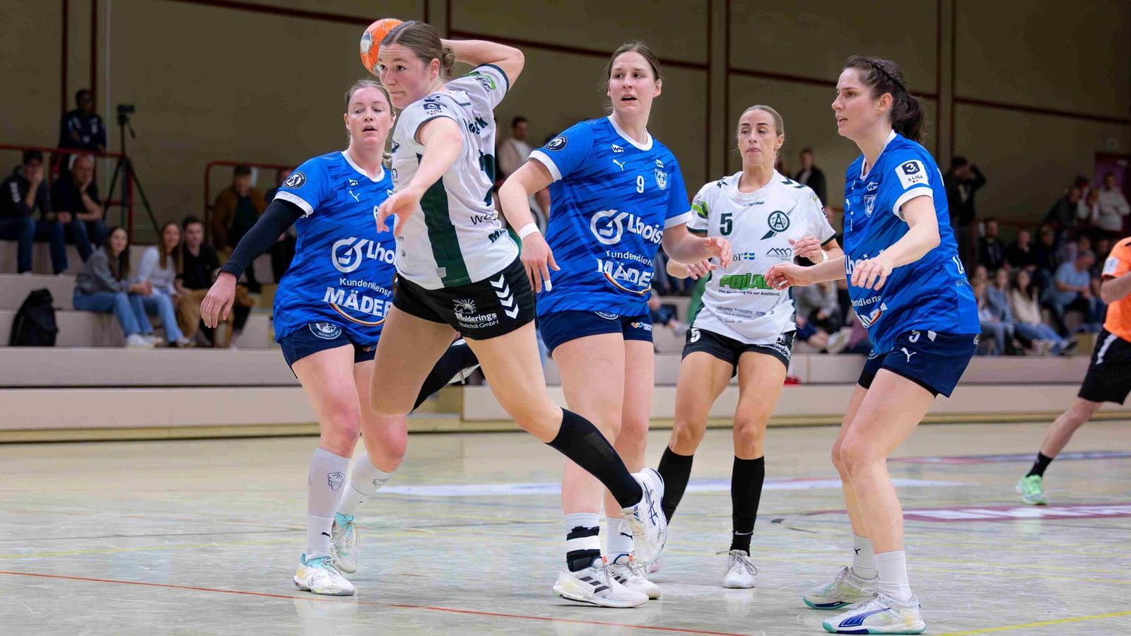 Kirchhof unterliegt Aldekerk, Baggerseepiratinnen unterliegen Köln knapp