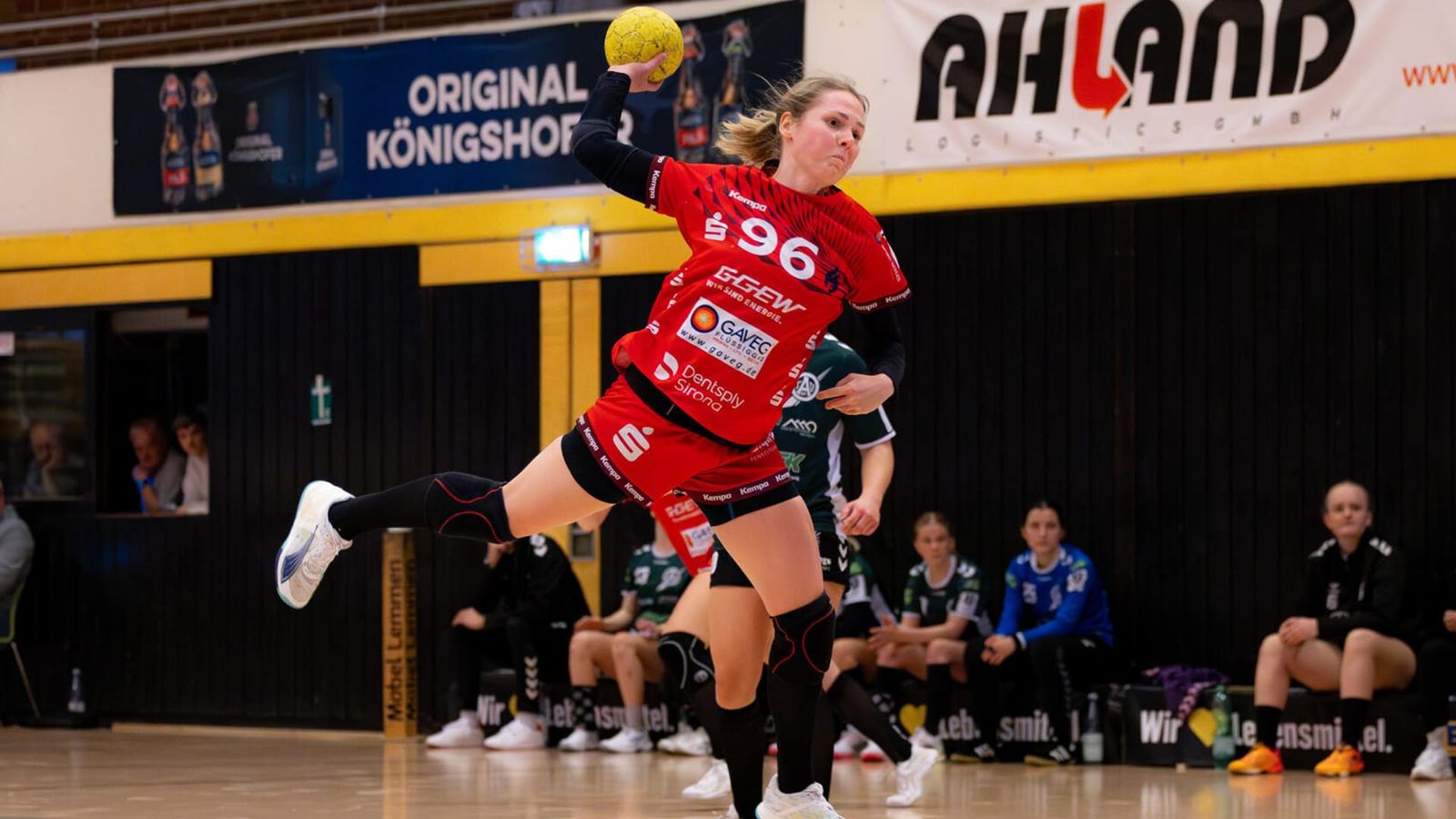 Staffel Mitte: Juniorflames feiern Meisterschaft, Baggerseepiratinnen den Klassenerhalt