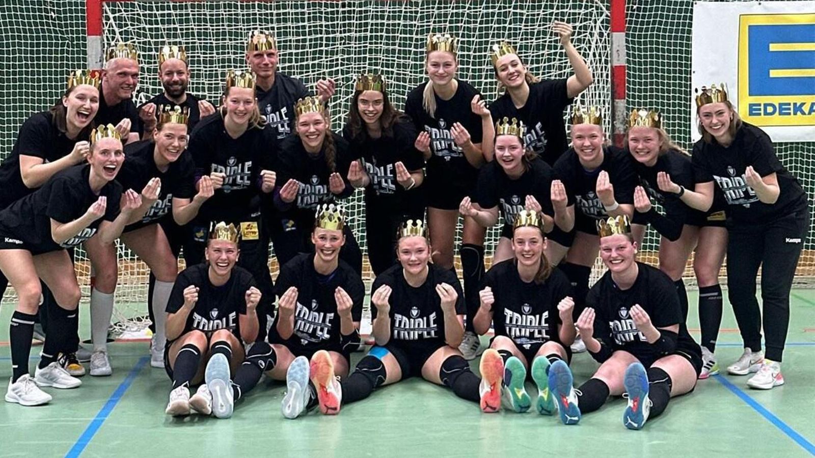 Dolphins sind Meister, im Süden noch fast alles offen